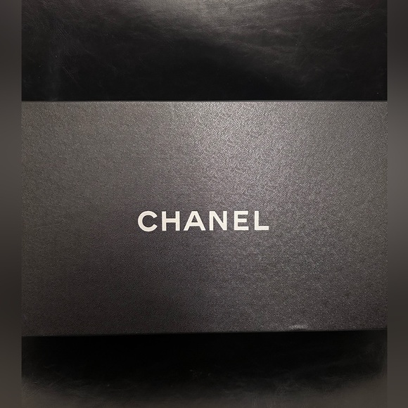 CHANEL LEATHER ESPADRILLES SIZE 40 FUCHSIA AND BLACK LEATHER - Picture 2 of 15